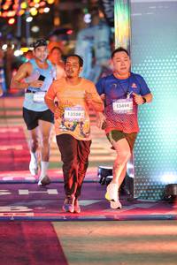 BIB: 13494, 13508
                            <button type="button" onclick="openModal(28181582)" class="btn btn-primary btn-sm float-right btn-popup" data-toggle="modal" data-target=".modal-high-quality">
                        <i class="fas fa-shopping-cart"></i> Add to Cart
                    </button>
                                            <button type="button" onclick="isThisMe(28181582, true)" class="btn btn-success btn-sm float-right btn-popup btn-isme hidden" data-toggle="tooltip" data-placement="bottom" title="นี่คือรูปของคุณใช่ไหม คลิกที่นี่เพื่อเอาเข้าอัลบั้ม">
                        <i class="fas fa-plus"></i> Add to album
                    </button>
                    <button type="button" onclick="isThisMe(28181582, false)" class="btn btn-warning btn-sm float-right btn-popup btn-isnotme hidden">
                        <i class="fas fa-ban"></i> Remove from album
                    </button>